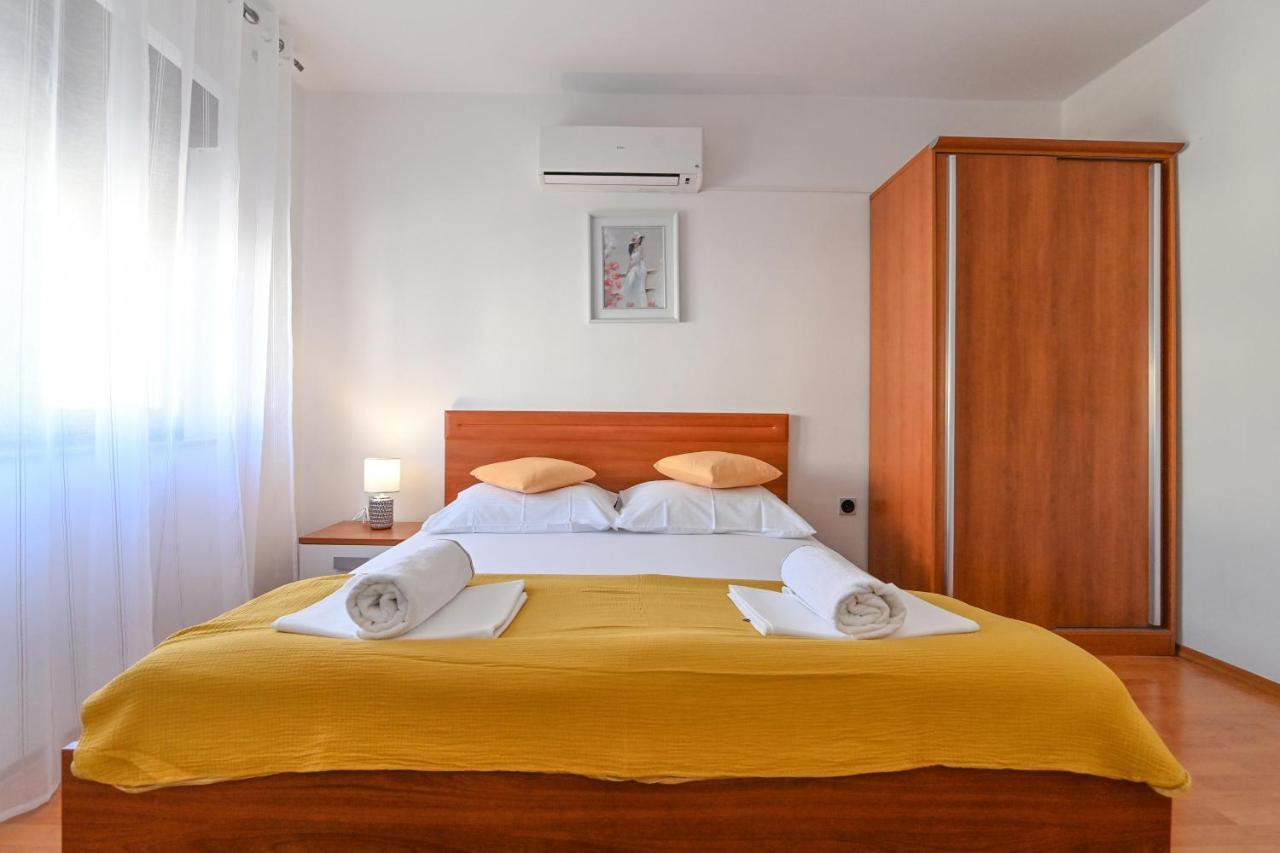 Rooms & Apartments Jadranka Baška Exteriér fotografie